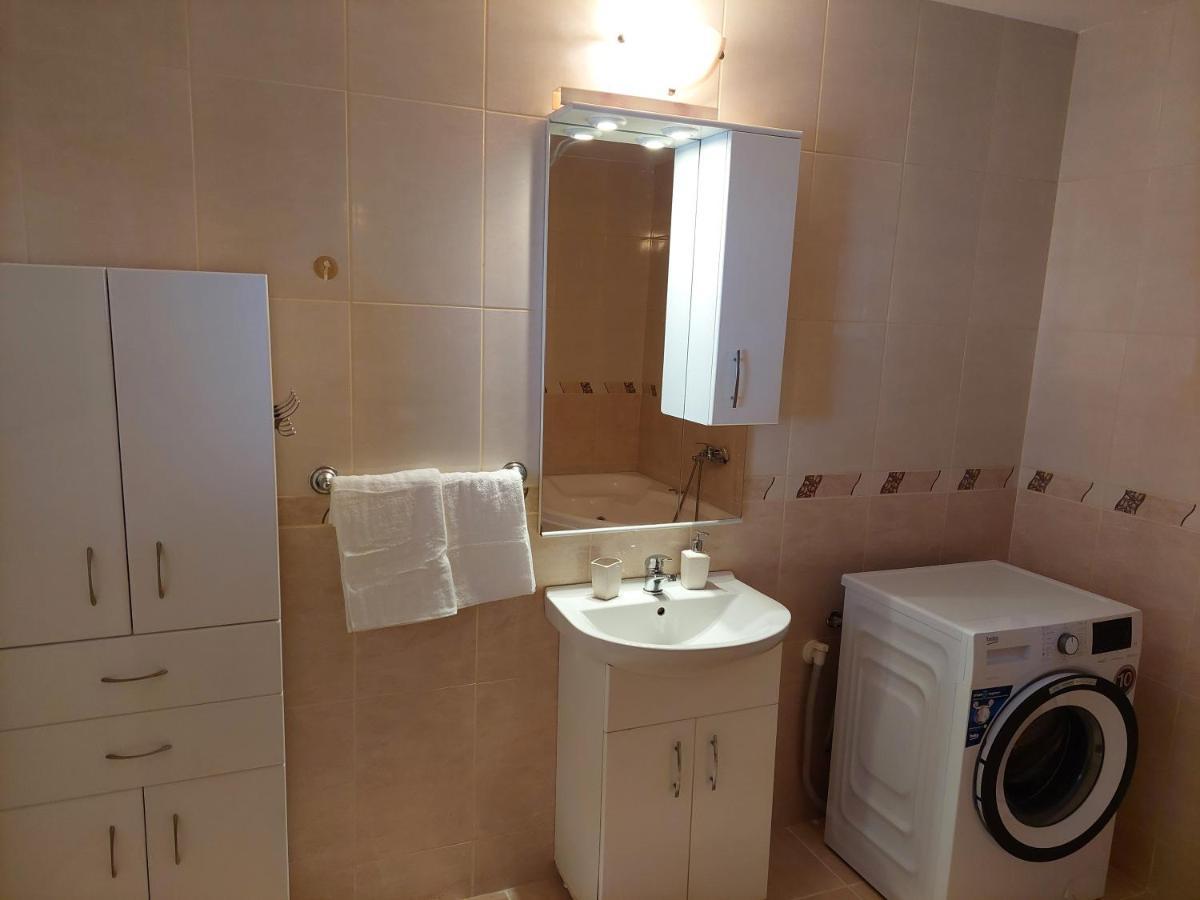 Casa Mario Apartment Oradea Bagian luar foto