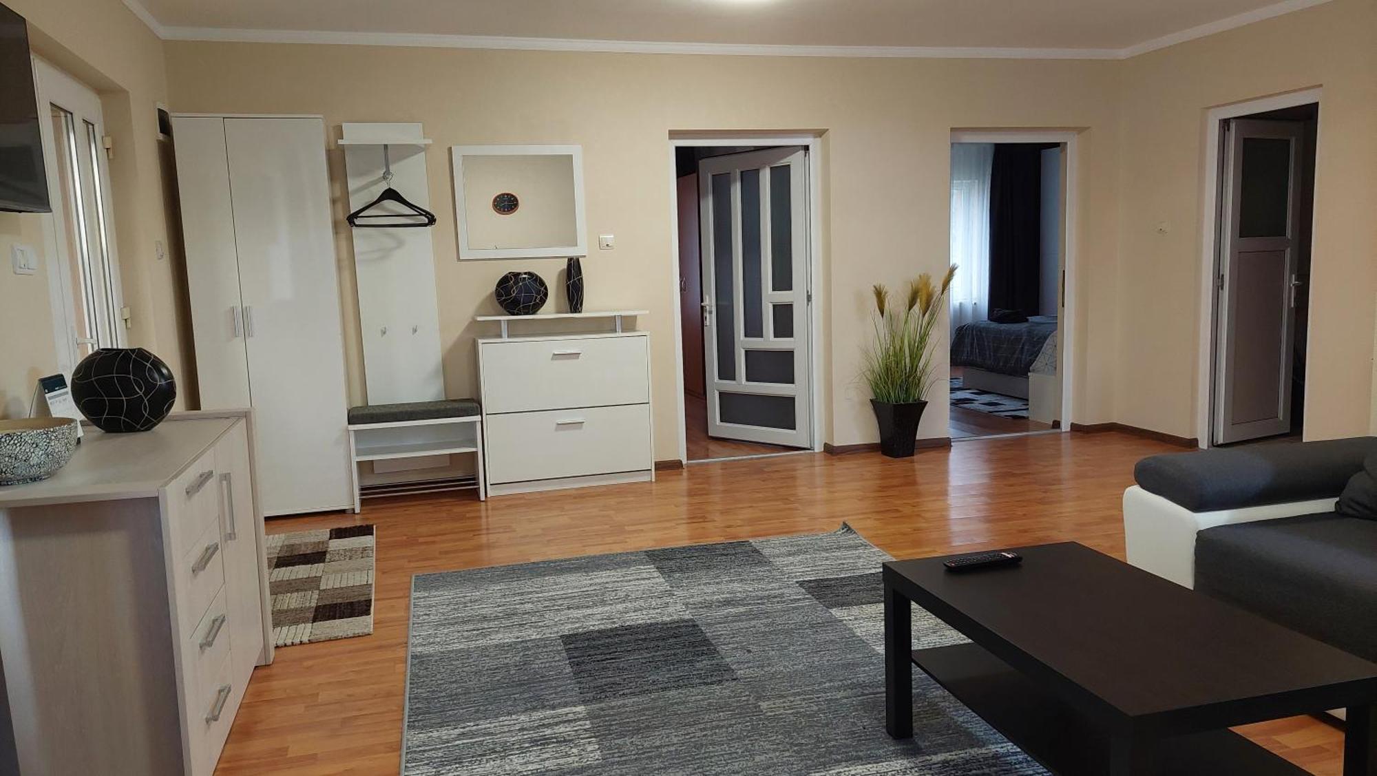 Casa Mario Apartment Oradea Bagian luar foto